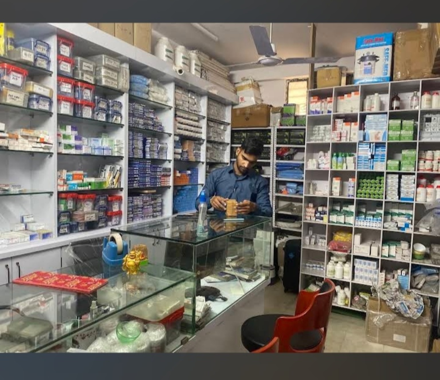 Baranwal Brothers Dental shop interior